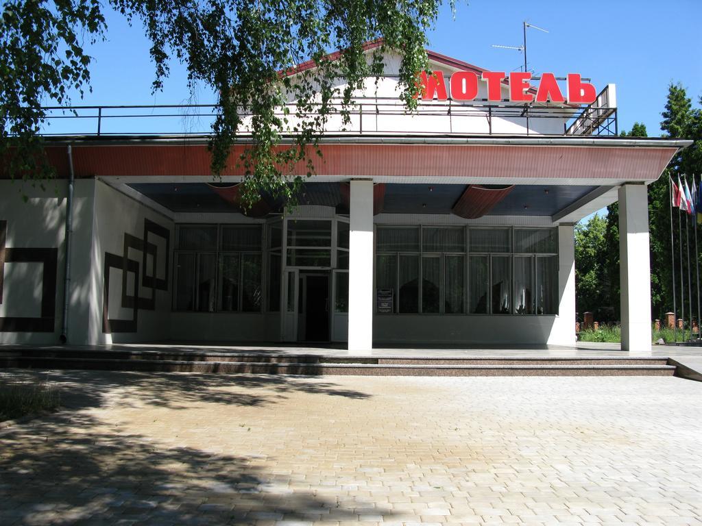 Motel Poltava موتيل *